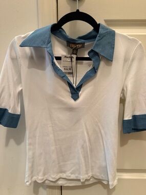Truth White Polo Top with Blue Collar and Cuffs